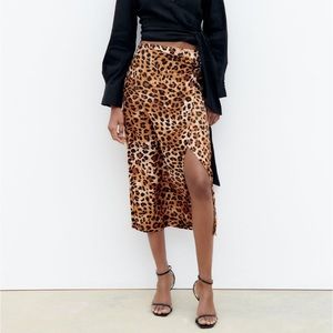 Zara cheetah midi skirt